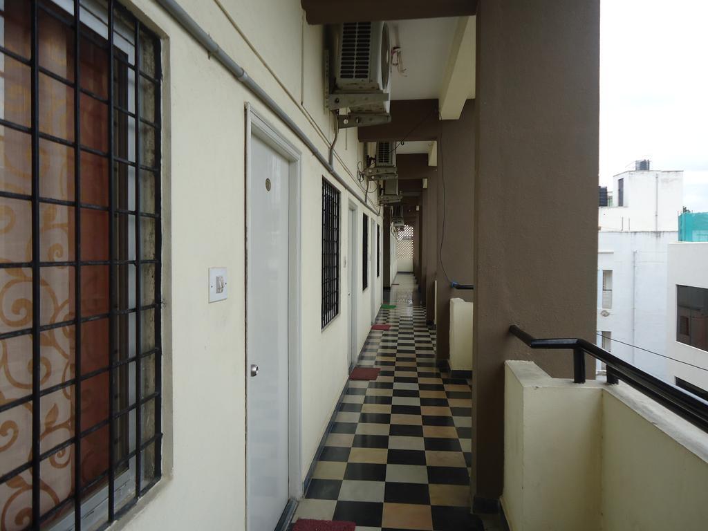 Sri Sai Comforts Hotel Bangalore Ngoại thất bức ảnh
